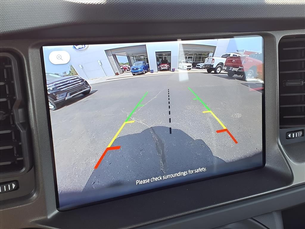 2025 Ford Bronco Base photo 11