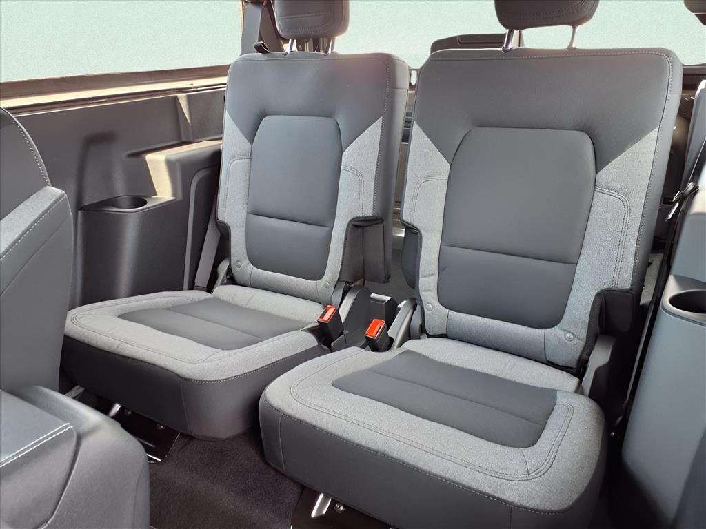 2025 Ford Bronco Base photo 20