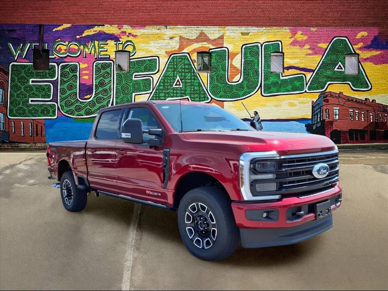 2026 Ford F-250 Super Duty Platinum's photo