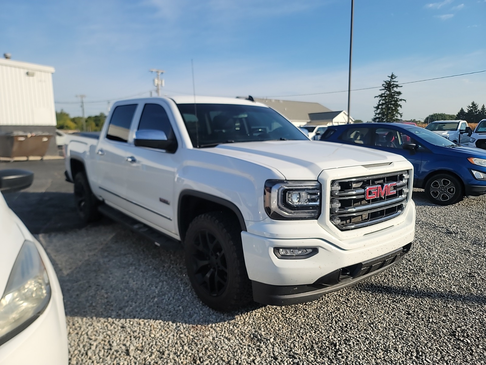 2016 Gmc Sierra SLE photo 3