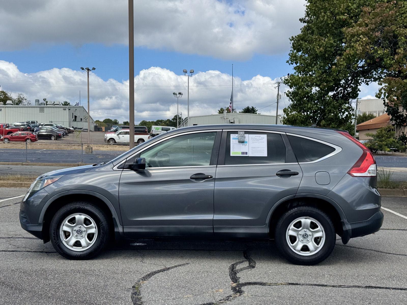 2014 Honda CR-V LX photo 4