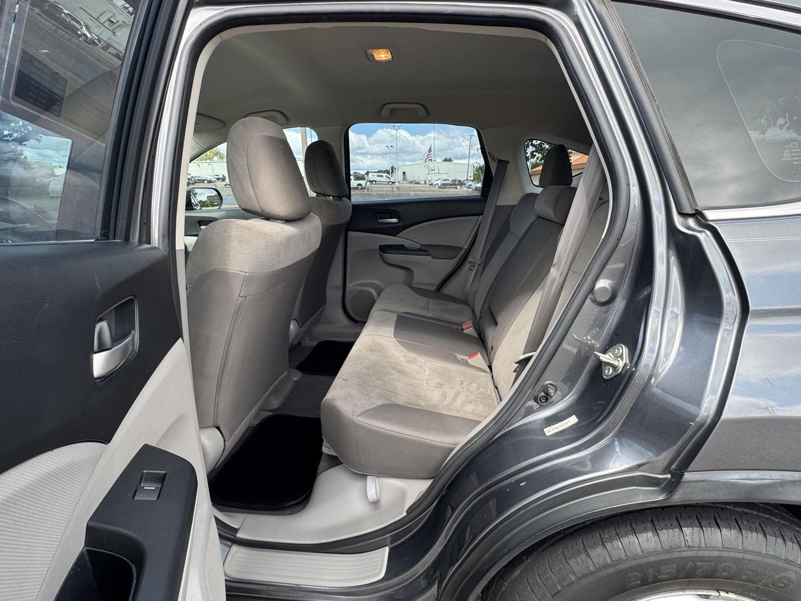 2014 Honda CR-V LX photo 14