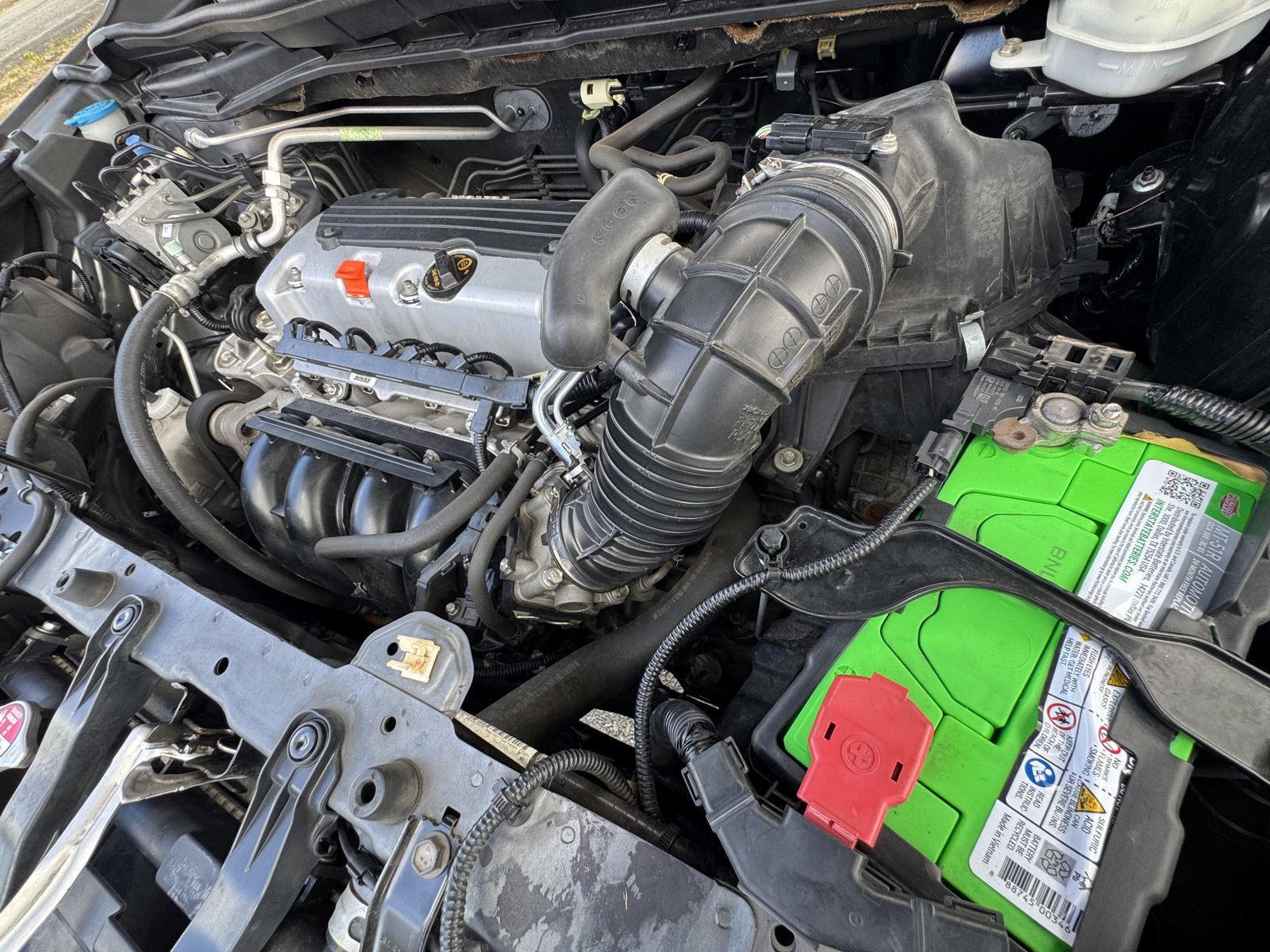 2014 Honda CR-V LX photo 27