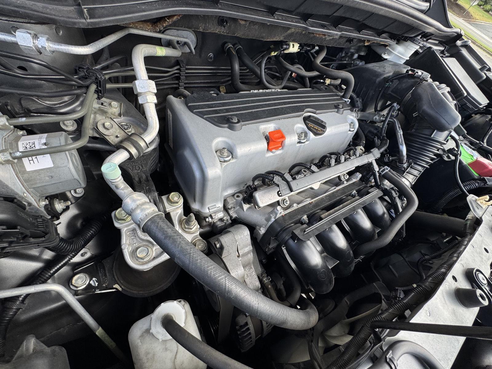 2014 Honda CR-V LX photo 28
