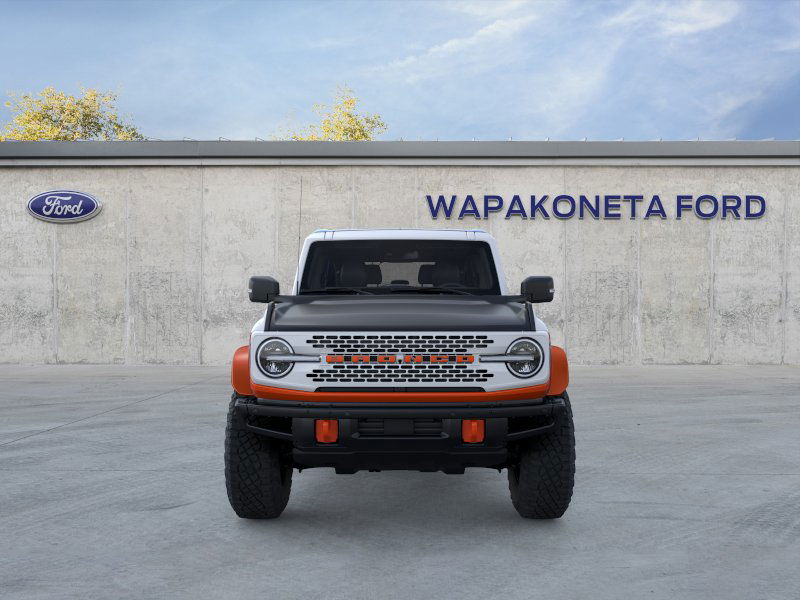 2025 Ford Bronco First Edition photo 6