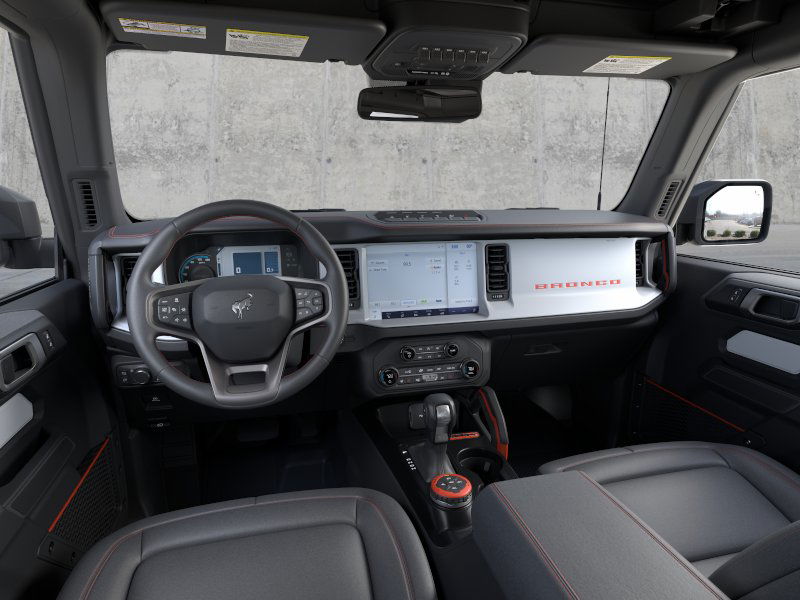 2025 Ford Bronco First Edition photo 9