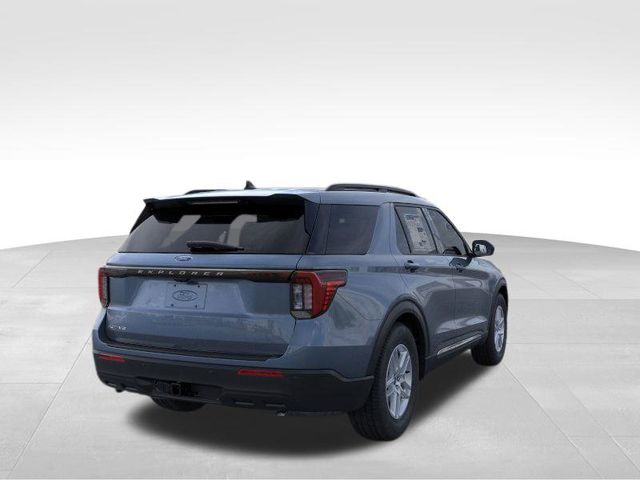 2025 Ford Explorer photo 7