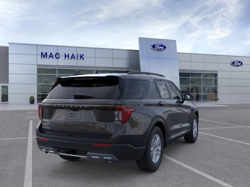 2025 Ford Explorer photo 7
