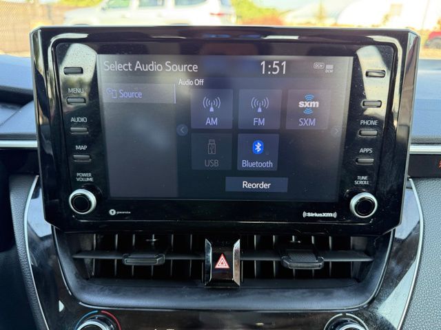 2022 Toyota Corolla LE photo 29