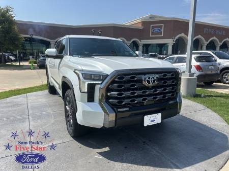 2023 Toyota Tundra Hybrid Platinum