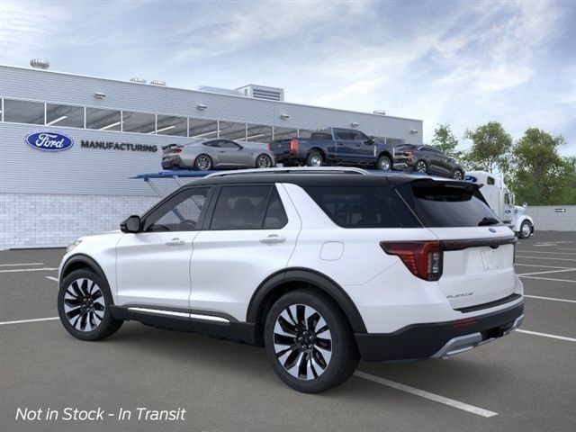 2025 Ford Explorer Platinum photo 3
