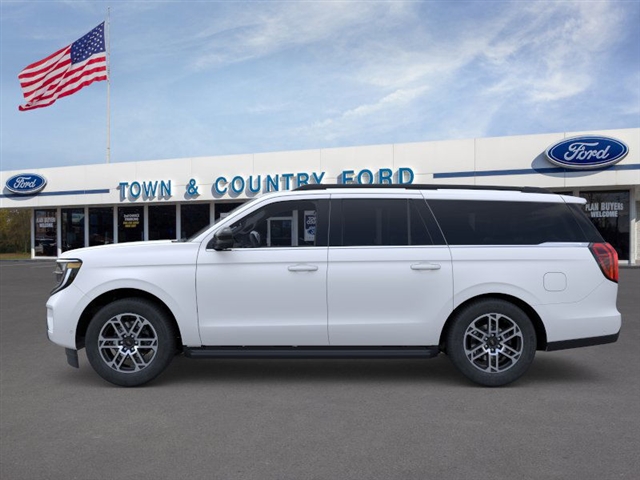 2025 Ford Expedition MAX photo 4
