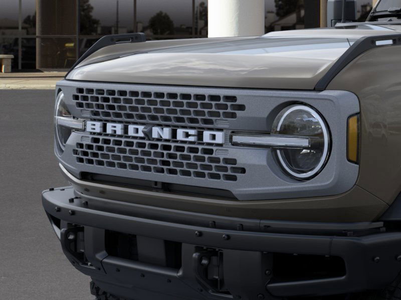 2025 Ford Bronco Badlands photo 18