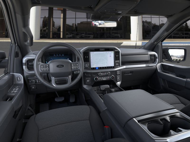 2025 Ford F-150 XLT photo 6