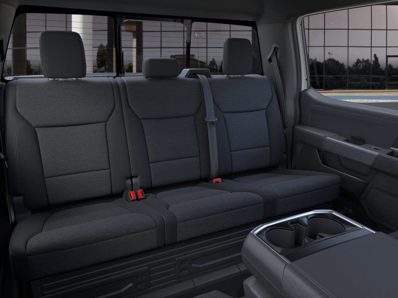 2025 Ford F-150 XLT photo 8