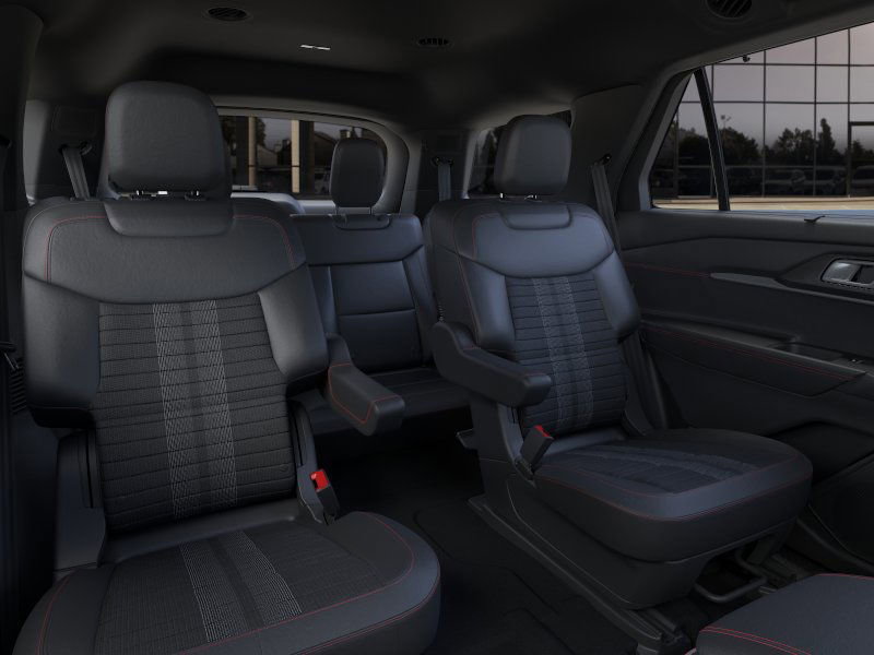 2025 Ford Explorer ST-Line photo 11