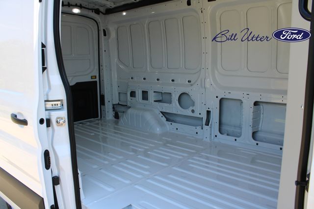 2025 Ford Transit photo 5