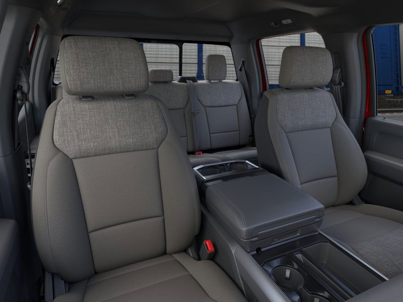 2025 Ford F-150 XLT photo 4