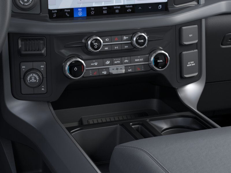 2025 Ford F-150 XLT photo 8