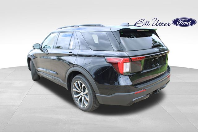 2025 Ford Explorer ST-Line photo 3