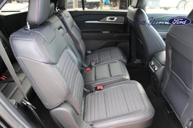 2025 Ford Explorer ST-Line photo 8