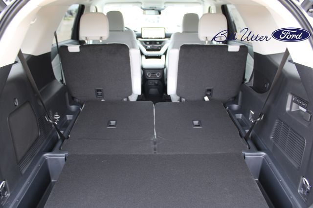 2025 Ford Explorer Platinum photo 5