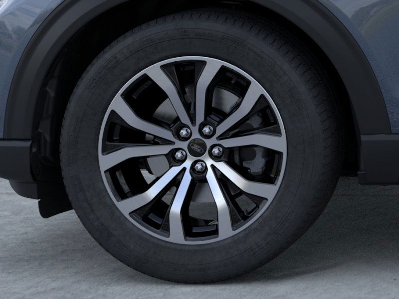 2025 Ford Explorer ST-Line photo 9