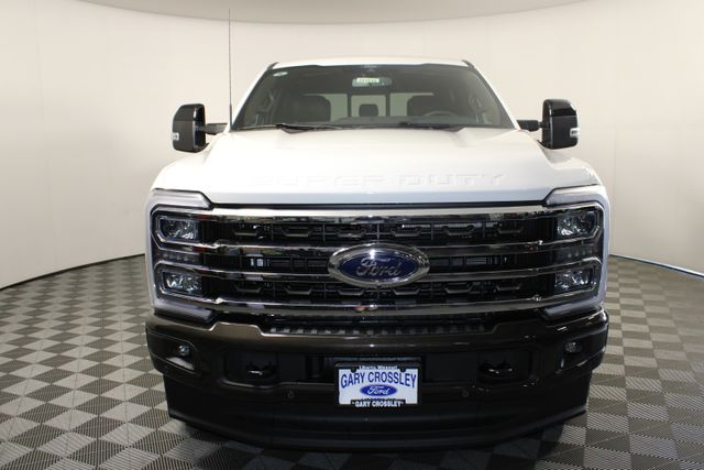 2025 Ford F-250 King Ranch photo 3