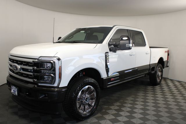 2025 Ford F-250 King Ranch photo 4