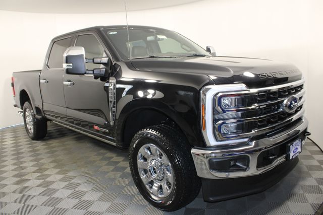 2026 Ford F-250 King Ranch photo 2