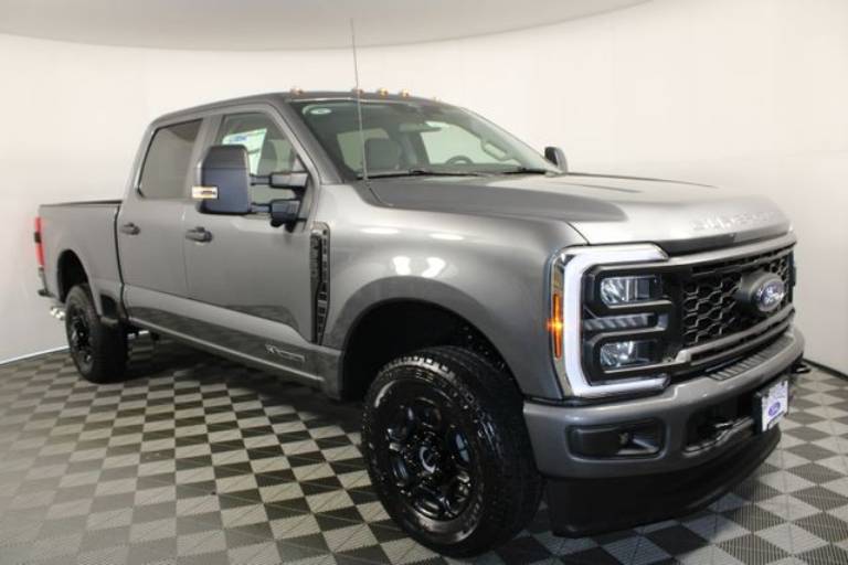 2025 Ford Super Duty F-350 SRW XL