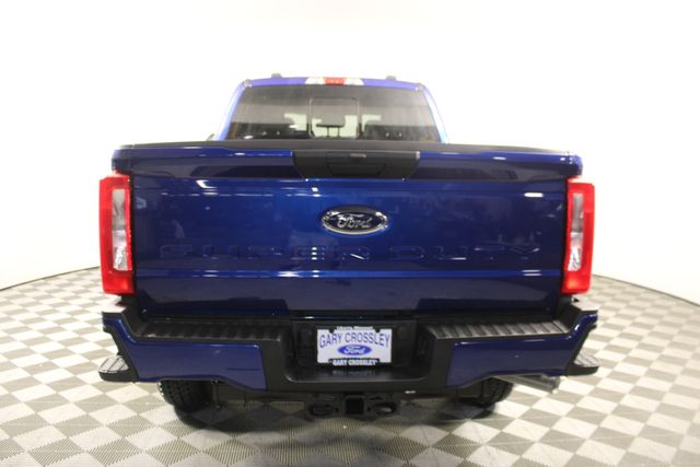 2026 Ford F-350 XL photo 4