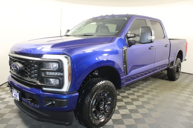 2026 Ford F-350 XL photo 6