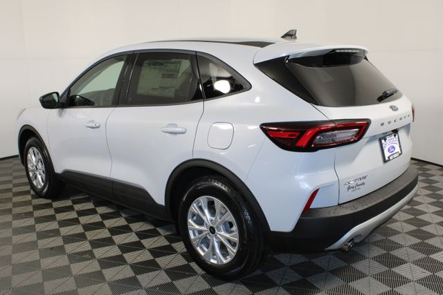 2025 Ford Escape Active photo 14