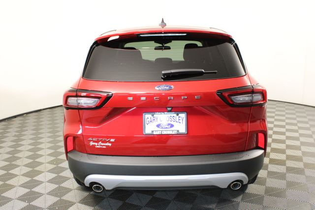 2025 Ford Escape Active photo 2