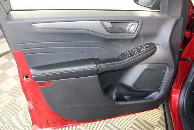 2025 Ford Escape Active photo 14