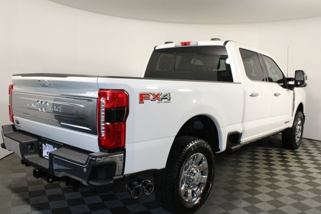 2025 Ford F-250 King Ranch photo 2