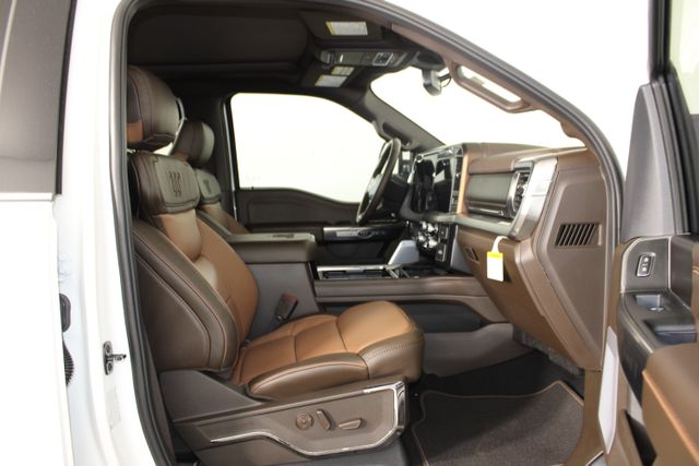 2025 Ford F-250 King Ranch photo 24