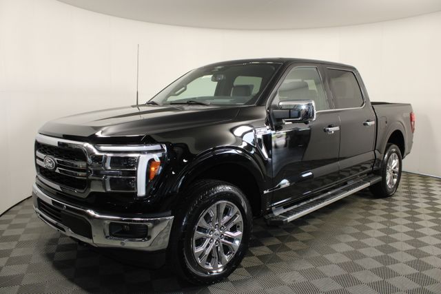 2025 Ford F-150 Lariat photo 3