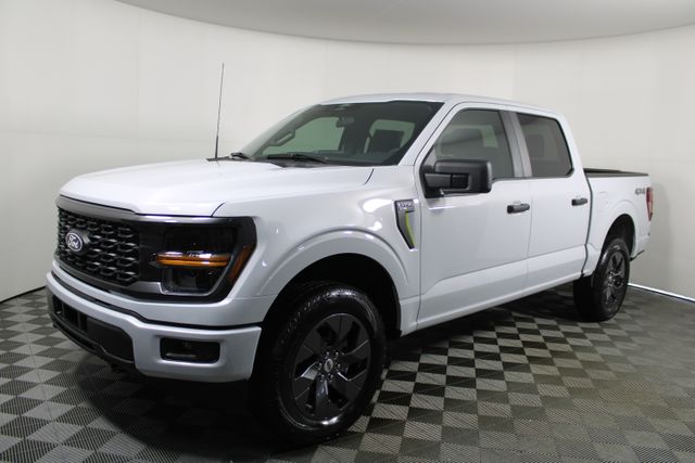 2025 Ford F-150 STX photo 4