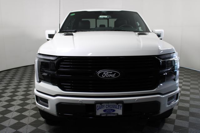 2025 Ford F-150 Platinum photo 2