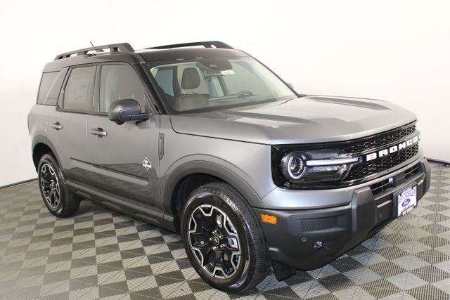 2025 Ford Bronco Sport Outer Banks photo 2