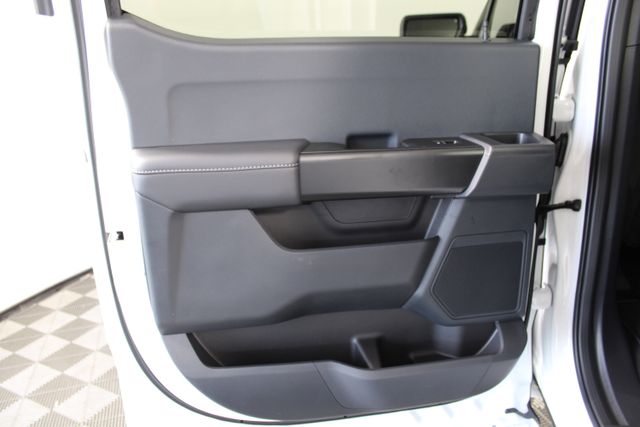 2025 Ford F-150 STX photo 16