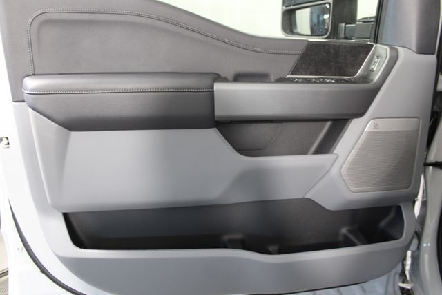 2025 Ford F-250 XLT photo 15