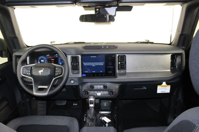 2025 Ford Bronco Big Bend photo 9