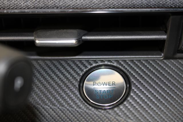 2025 Ford Mustang Mach-E Premium photo 12