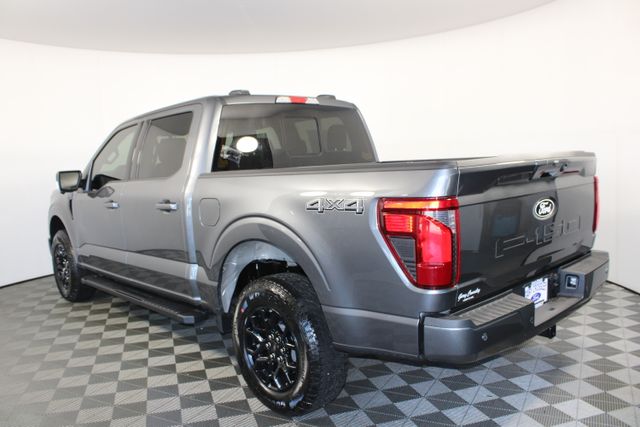 2025 Ford F-150 XLT photo 2