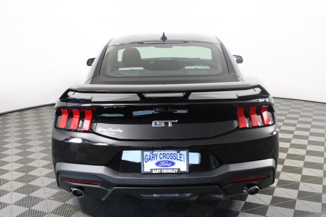 2025 Ford Mustang GT photo 4