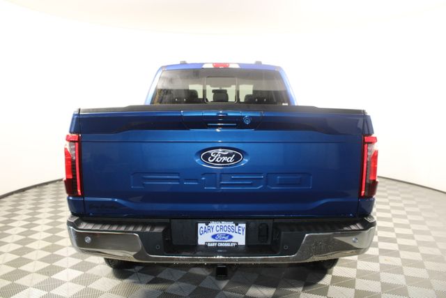 2025 Ford F-150 XLT photo 3