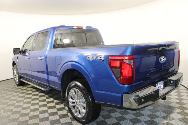 2025 Ford F-150 XLT photo 4